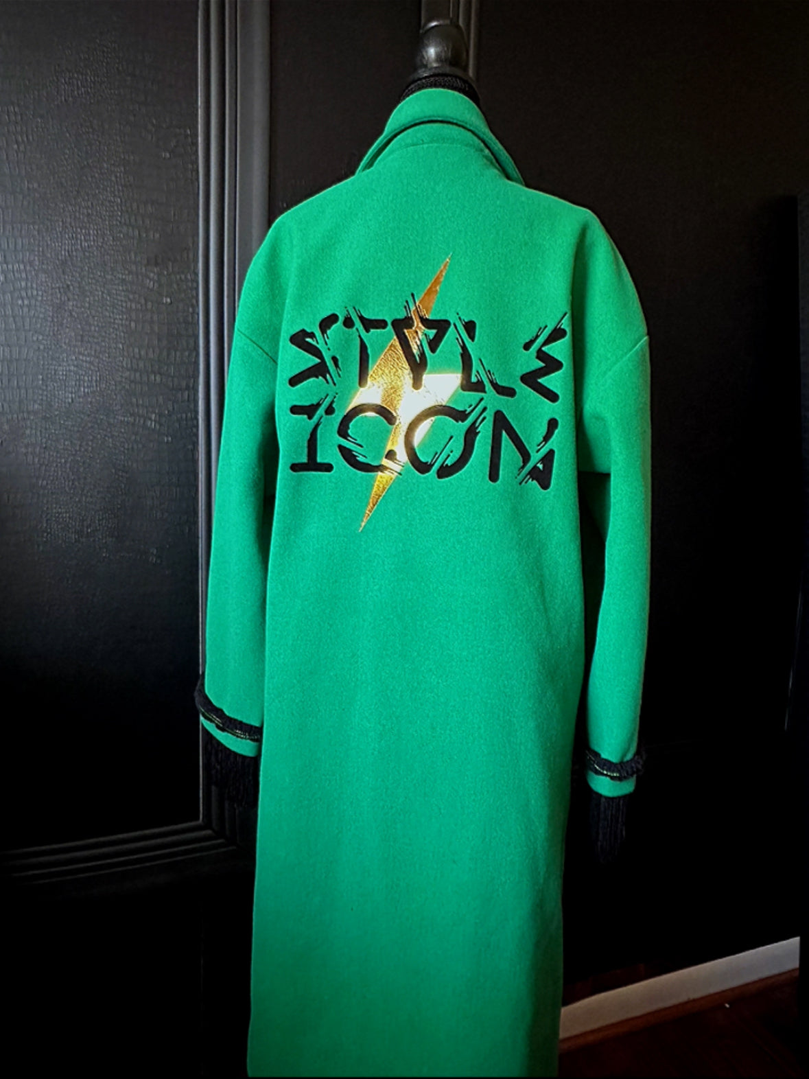 STYLE ICON OVERCOAT – Vanity Pix